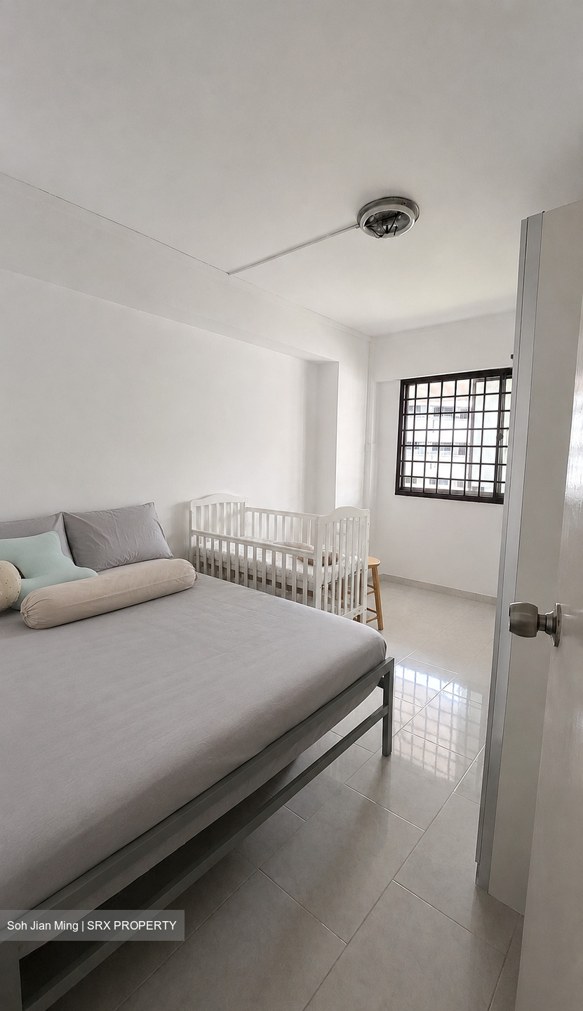 Blk 718 Jurong West Street 71 (Jurong West), HDB 4 Rooms #564741341